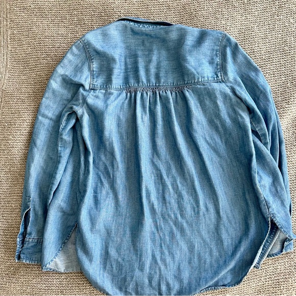 Ann Taylor Loft Chambray Softened Long Sleeve Button Down Collar Shirt Size S - Picture 11 of 13
